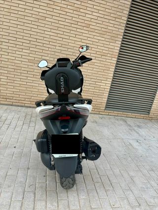 Scooter Zontes 350E Blanca