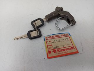 Cerradura Bajo Asiento Kawasaki Zx-10 1000 1988