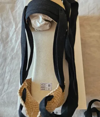 Alpargatas Fallero Beige y Negro