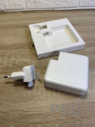 Adattatore di Alimentazione USB-C Apple