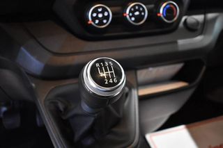 Renault Trafic FURGÓN L1H1 2.0 DCI 110 CV