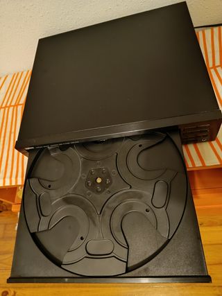 Reproductor Lector CD Multiple YAMAHA CDC-645