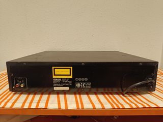 Reproductor Lector CD Multiple YAMAHA CDC-645