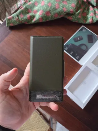 Cover iPhone 13 Pro IDEAL OF SWEDEN