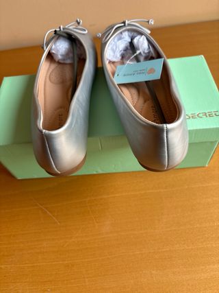 Francesitas plateadas sin estrenar T37