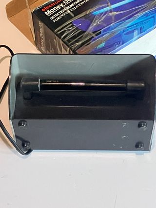 Detector de Billetes Falsos Dawn
