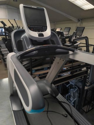 Cinta profesional PRECOR táctil y TV.