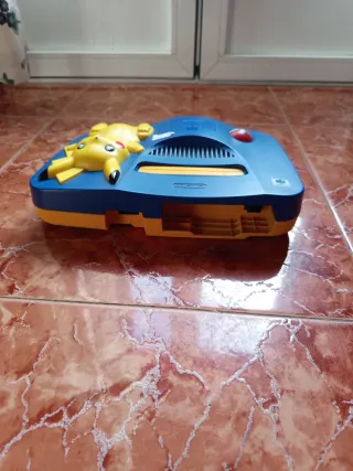 Nintendo 64 Edizione Speciale Pikachu + 2 Giochi