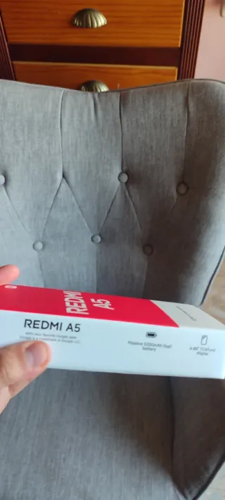 Redmi A5 Caja 32MP Dual Camera no incluye cargador