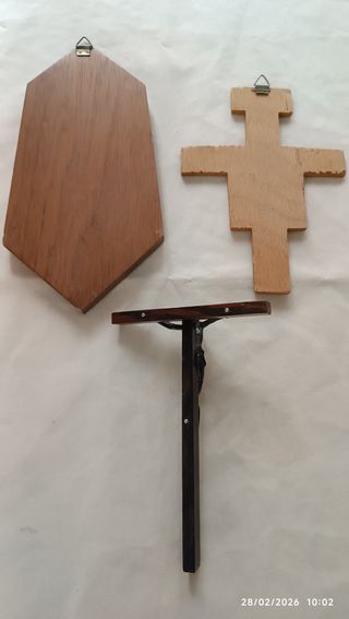 3 Pezzi  RELIGIOSI Madonna di Pompei e Crocifissi