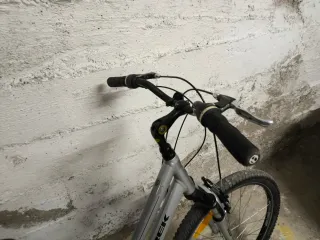 Bicicleta trekking Trek Shift 2 talla S. Urbana