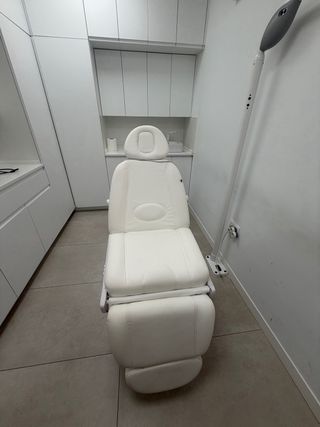 Sillón para gabinete de medicina estética