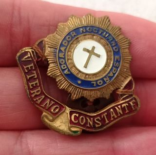 Insignias años50 ADORACION NOCTURNA Y OTRA FALANGE
