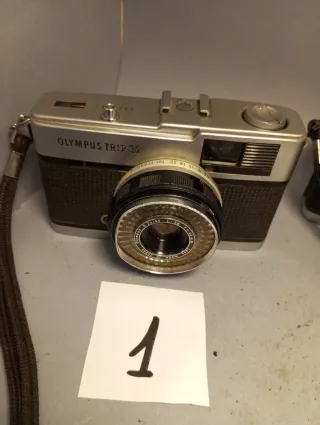3 Fotocamere Olympus Trip 35 in vendita