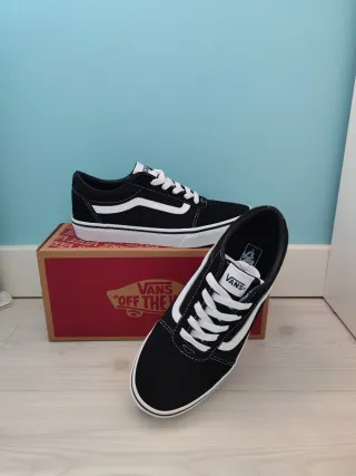 Vans Ward Zapatillas Negras y Blancas