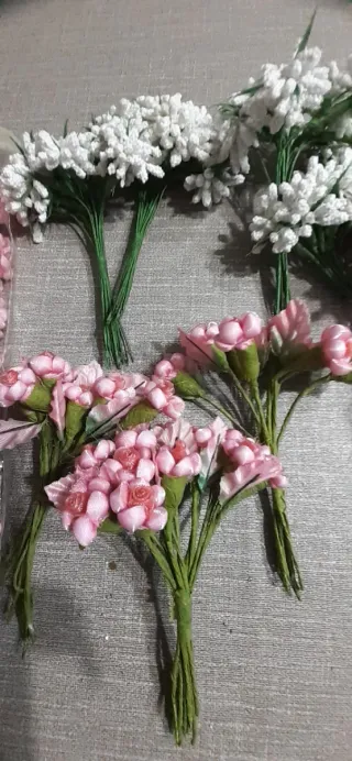 Fiori per bomboniere rosa e bianchi