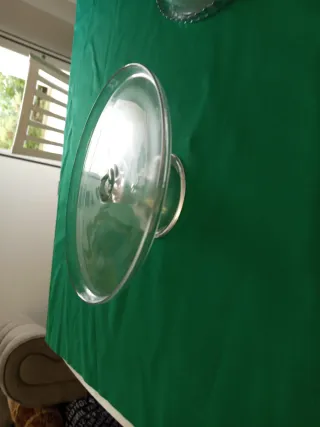 Alzatina in vetro trasparente