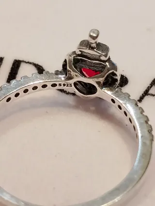 Anillo Pandora Disney Corazón Rojo Plata