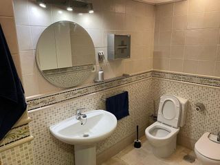 Ático en alquiler en Mercado en Alicante