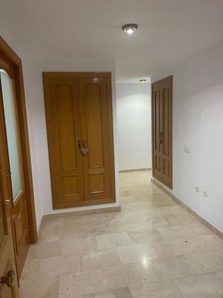 Ático en alquiler en Mercado en Alicante