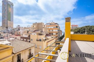 Ático en alquiler en Centro en Alicante