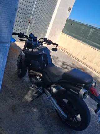 Yamaha MT-03 Moto Naked Negra/Gris