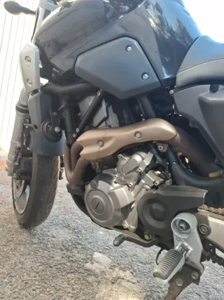 Yamaha MT-03 Moto Naked Negra/Gris