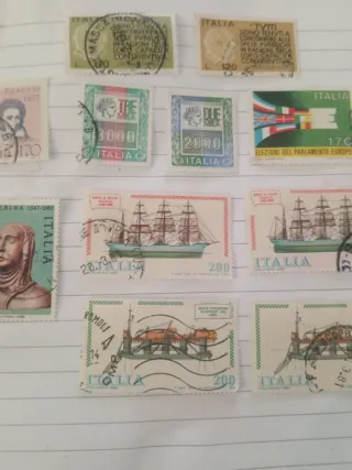 Lotto Francobolli Italiani 1977-1980