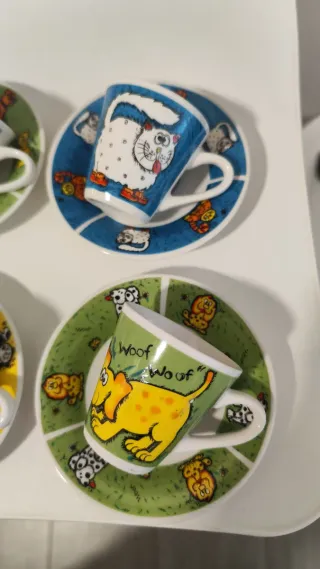 6 Tazas con platos de cerámica