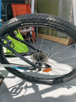 Bicicleta B'TWIN MTB Negra