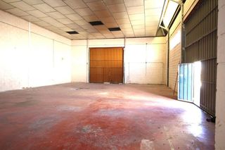 Nave industrial en alquiler en Pla de la Vallonga - Bacarot en Alicante