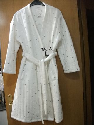 Pijamas, batas de casa..y mas cosas