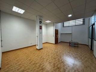 Local comercial en alquiler en San Cristóbal de La Laguna - La Vega - San Lázaro en San Cristóbal de La Laguna