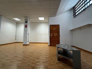 Local comercial en alquiler en San Cristóbal de La Laguna - La Vega - San Lázaro en San Cristóbal de La Laguna