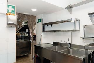 Local comercial en venta en Zona Puerto Deportivo en Fuengirola