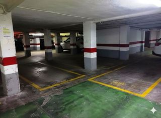 Garaje en venta en La Creu del Grau en Valencia