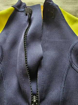 2 Neoprenos Olaian Talla 4 Años