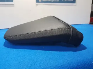 Asiento copiloto Honda CBR 650 R 2025 (roto)