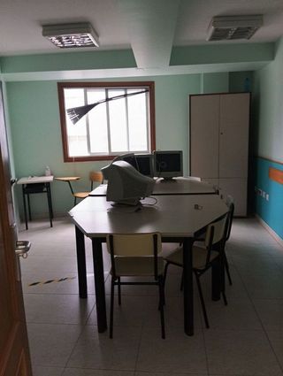 Local comercial en alquiler en Los Castros - Castrillón - Eiris en Coruña (A)