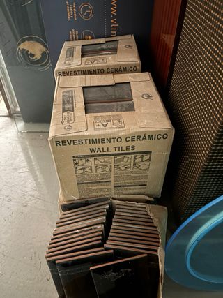 Azulejos cerámicos negros brillo