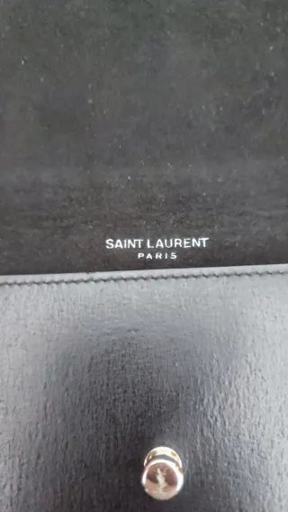 Porta pasaporte negro Saint Laurent