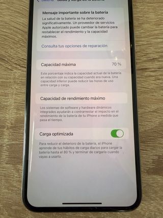 iPhone 11 Pro Max 70% Batteria + Caricabatterie Wireless