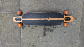 Longboard Topicnoisy en perfecto estado
