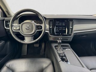 Volvo V90 2.0 D3 Momentum