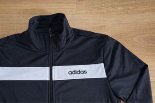 Chaqueta Adidas cremallera negra y blanca
