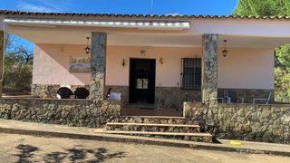 Chalet en alquiler en Alburquerque