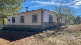 Chalet en alquiler en Alburquerque