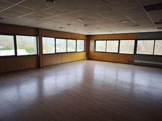 Nave industrial en alquiler en Vallgorguina