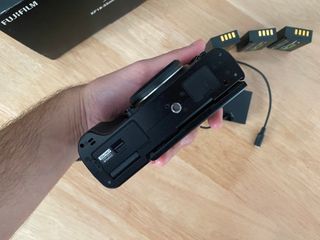 Cámara Fujifilm X-T2 + Accesorios