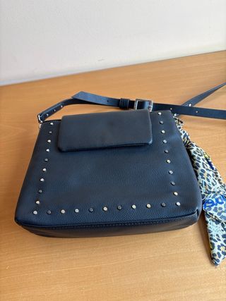 Bolso Parfois Negro con Tachuelas